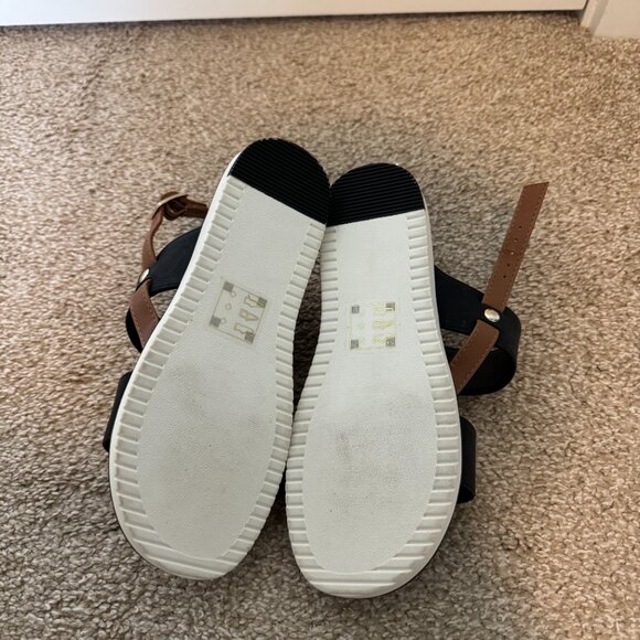 Market & Spruce | Women's Tarah Double Band Sling Back Sandals | Size 6 - Picture 3 of 3